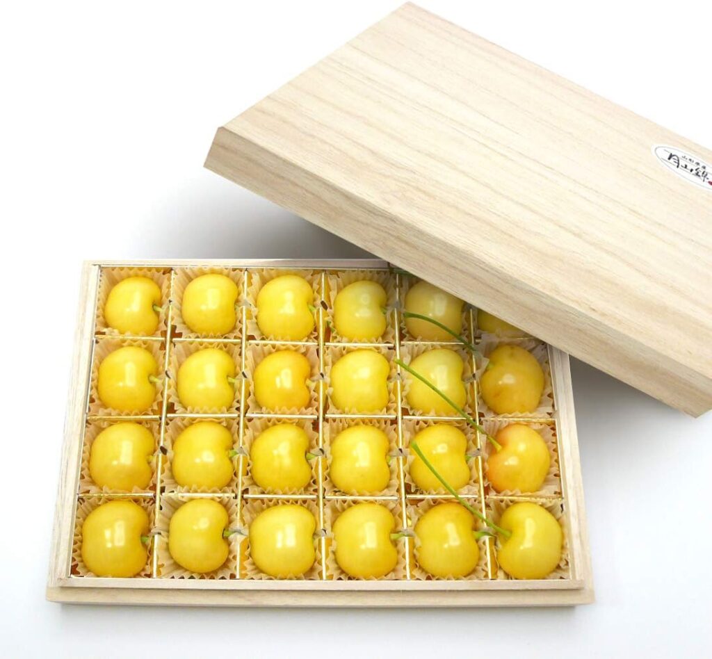 幻のさくらんぼ 月山錦 約200g 2L~3L 桐箱入り