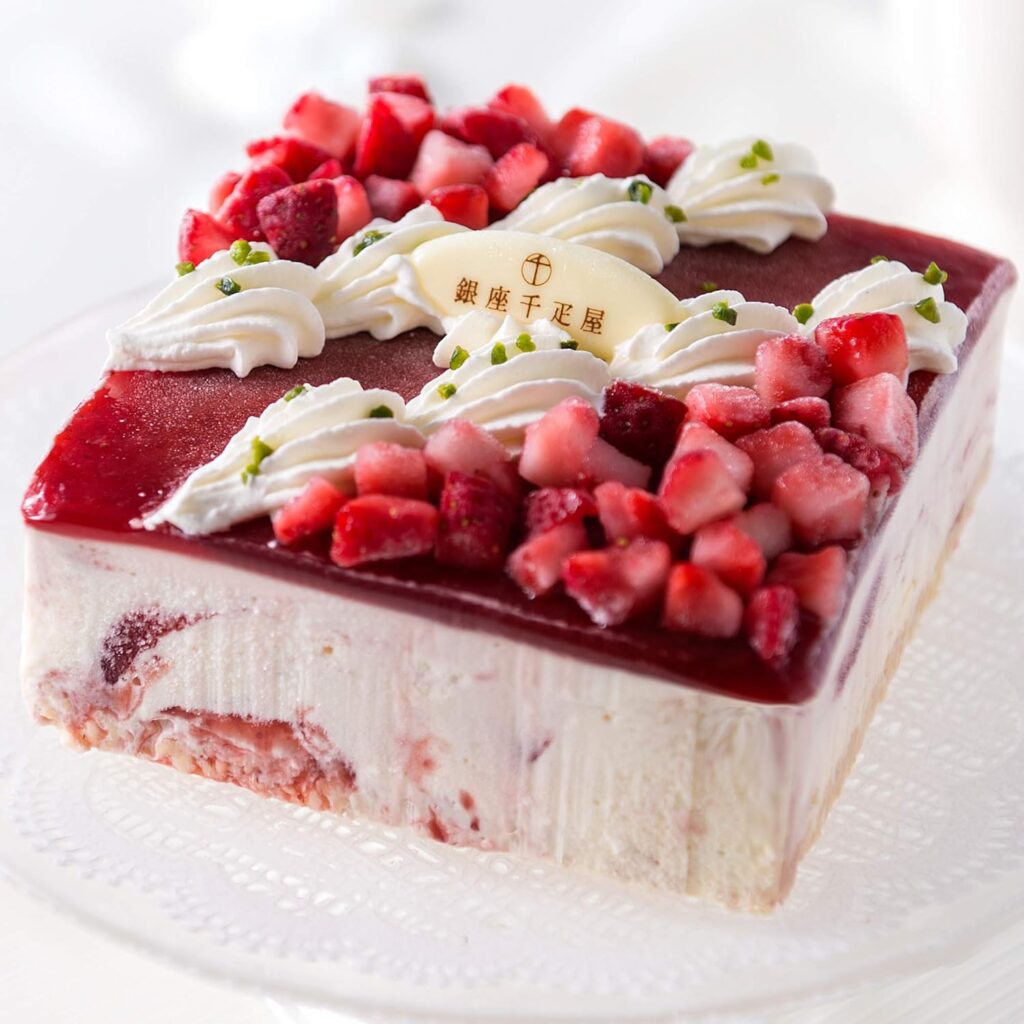 銀座千疋屋 ストロベリーアイスケーキ